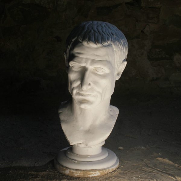 GAIUS IULIUS CAESAR V